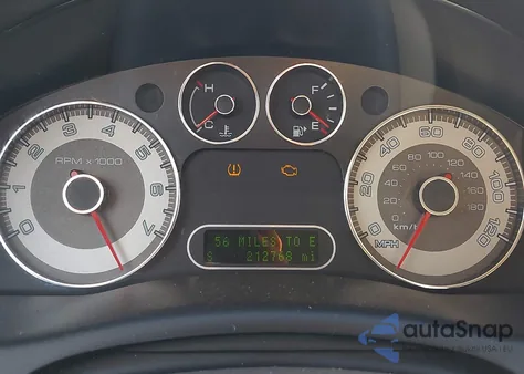 2008 Ford Taurus X Limited z USA, uszkodzony, nr VIN 1FMDK06W28GA06677